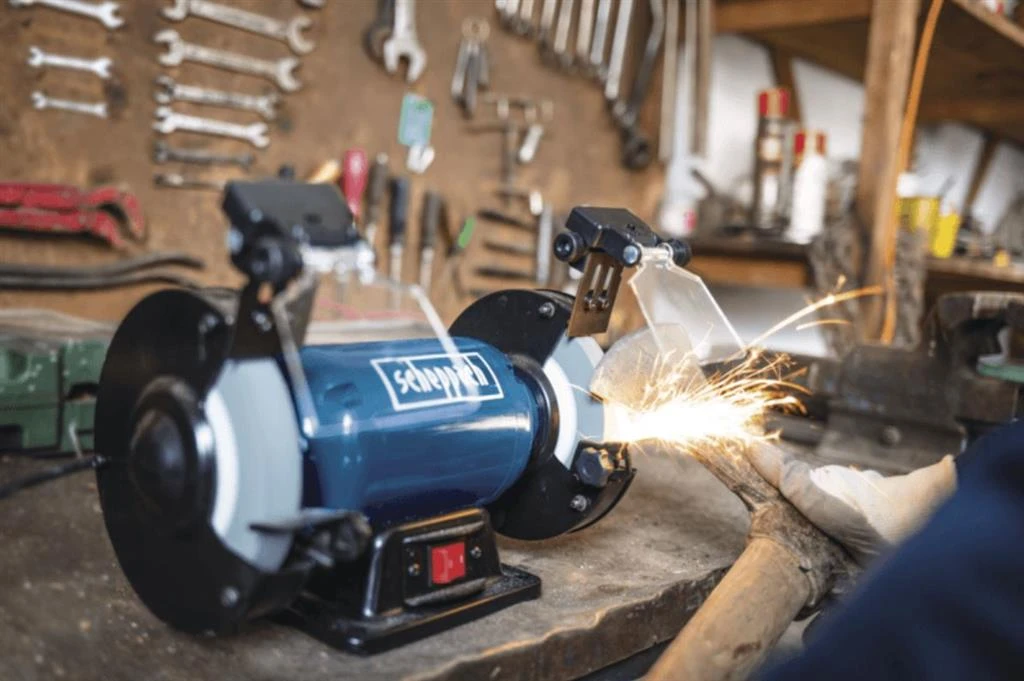 Scheppach Dubbele Slijpmachine SM150L 4 Scheppach Dubbele Slijpmachine SM150L - Afbeelding 2